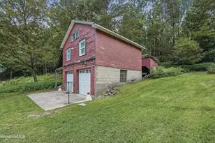 427 State St, North Adams, MA 01247 - Photo 15