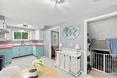 427 State St, North Adams, MA 01247 - Photo 47
