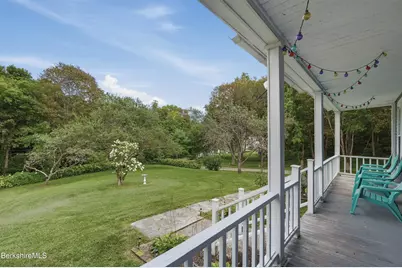 427 State St, North Adams, MA 01247 - Photo 5
