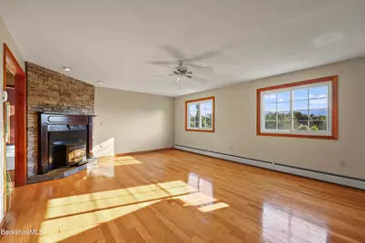 175 Oak Hill, North Adams, MA 01247 - Photo 21