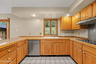 175 Oak Hl, North Adams, MA 01247 - Photo 11