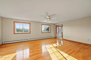 175 Oak Hl, North Adams, MA 01247 - Photo 25