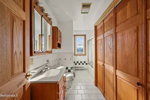 175 Oak Hl, North Adams, MA 01247 - Photo 37