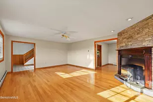 175 Oak Hl, North Adams, MA 01247 - Photo 23