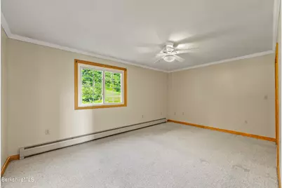 175 Oak Hill, North Adams, MA 01247 - Photo 27
