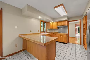 175 Oak Hl, North Adams, MA 01247 - Photo 9