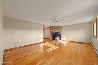 175 Oak Hill, North Adams, MA 01247 - Photo 23