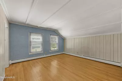 1350 Massachusetts Ave, North Adams, MA 01247 - Photo 31