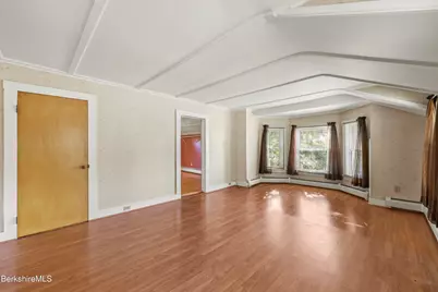 1350 Massachusetts Ave, North Adams, MA 01247 - Photo 25