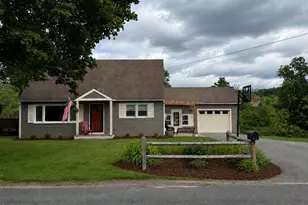 118 Meadowview Dr, Cheshire, MA 01225 - Photo 1