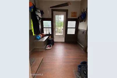 118 Meadowview Dr, Cheshire, MA 01225 - Photo 5