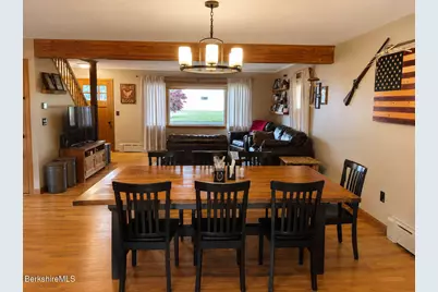 118 Meadowview Dr, Cheshire, MA 01225 - Photo 9