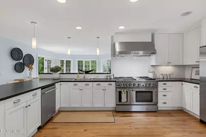 14 Old Tree Farm Rd, Stockbridge, MA 01262 - Photo 5