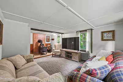 253 North St, Williamstown, MA 01267 - Photo 5