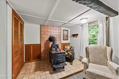 253 North St, Williamstown, MA 01267 - Photo 7