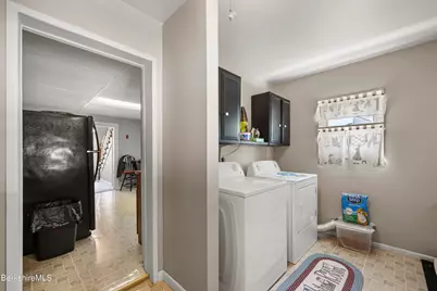 21 Terrace Ave, Pittsfield, MA 01201 - Photo 11