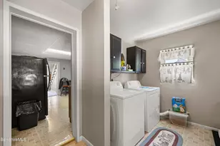 21 Terrace Ave, Pittsfield, MA 01201 - Photo 11
