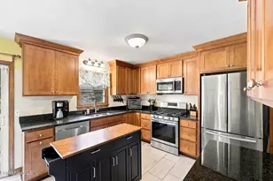 136 Cadwell Rd, Pittsfield, MA 01201 - Photo 17