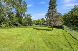136 Cadwell Rd, Pittsfield, MA 01201 - Photo 45
