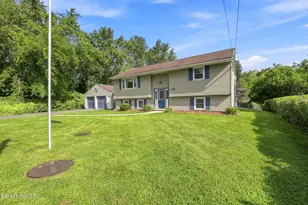136 Cadwell Rd, Pittsfield, MA 01201 - Photo 1