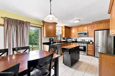 136 Cadwell Rd, Pittsfield, MA 01201 - Photo 19