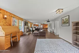 55 Maple Hill Rd, West Stockbridge, MA 01266 - Photo 9