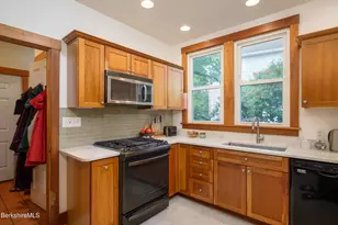 21 Cherry St, North Adams, MA 01247 - Photo 15