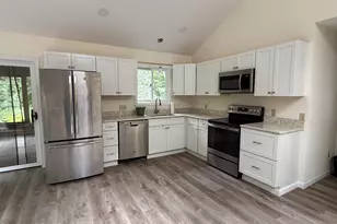 233 Gentian Hollow, Becket, MA 01223 - Photo 7