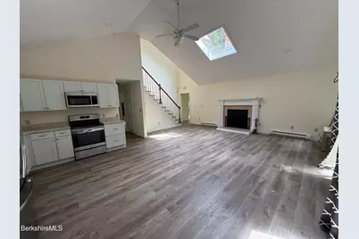 233 Gentian Hollow, Becket, MA 01223 - Photo 5