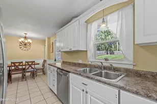 198 Allengate Ave, Pittsfield, MA 01201 - Photo 11