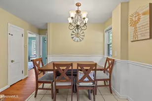 198 Allengate Ave, Pittsfield, MA 01201 - Photo 7