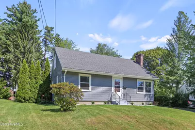 198 Allengate Ave, Pittsfield, MA 01201 - Photo 3