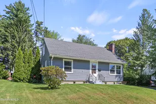 198 Allengate Ave, Pittsfield, MA 01201 - Photo 3
