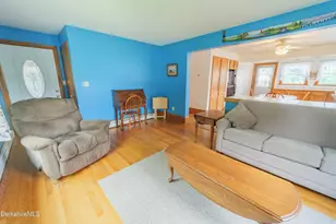 24 Temple St, Adams, MA 01220 - Photo 3