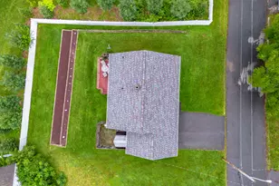 24 Temple St, Adams, MA 01220 - Photo 15