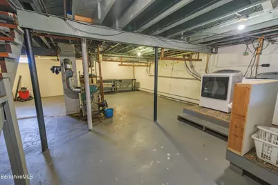 24 Temple St, Adams, MA 01220 - Photo 13