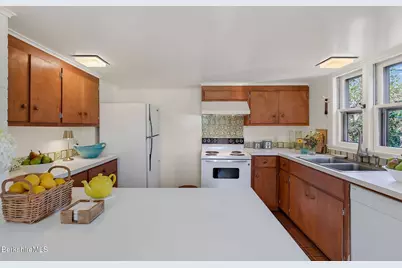 1071 Sheffield-Egremont Rd, Sheffield, MA 01257 - Photo 7