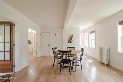 27 Rosseter St, Great Barrington, MA 01230 - Photo 15