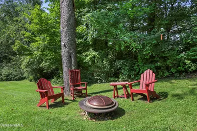 86 Crofut St, Pittsfield, MA 01201 - Photo 55
