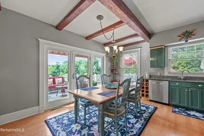 86 Crofut St, Pittsfield, MA 01201 - Photo 17