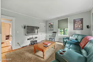86 Crofut St, Pittsfield, MA 01201 - Photo 35