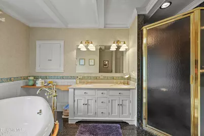 86 Crofut St, Pittsfield, MA 01201 - Photo 37