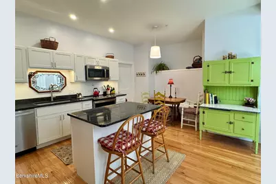 10 Deerfield Ave #Unit 9, Shelburne, MA 01370 - Photo 3