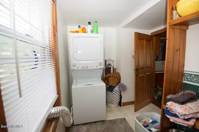 11 Maple St, Chester, MA 01011 - Photo 9