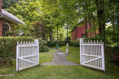6 Willard Hill Rd, Stockbridge, MA 01262 - Photo 3