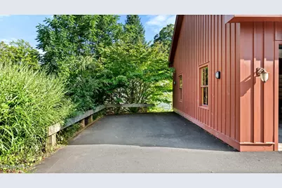 30 Cliffwood St, Lenox, MA 01240 - Photo 65