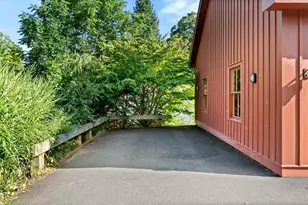 30 Cliffwood St, Lenox, MA 01240 - Photo 65