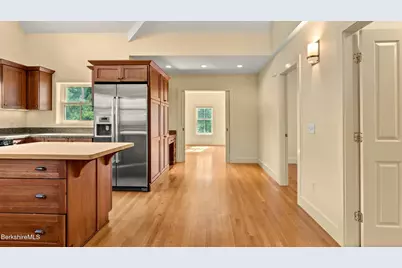 30 Cliffwood St, Lenox, MA 01240 - Photo 45
