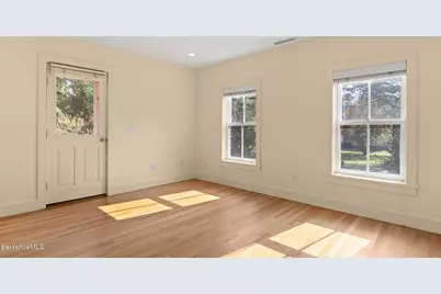 30 Cliffwood St, Lenox, MA 01240 - Photo 37
