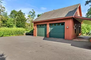 30 Cliffwood St, Lenox, MA 01240 - Photo 67